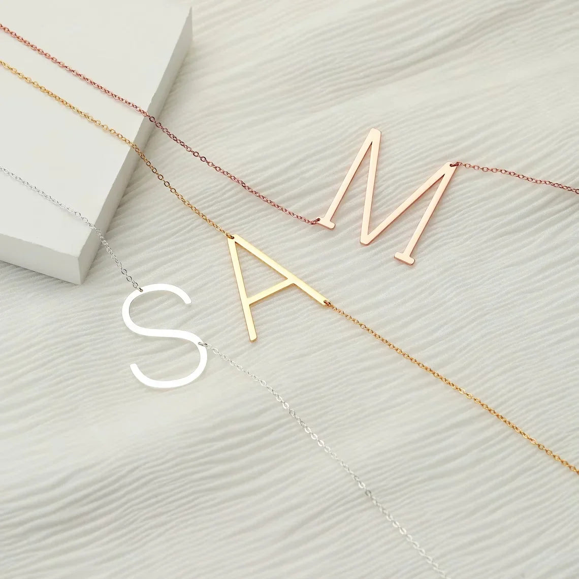 Collana Lettera Maxi